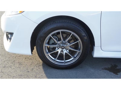 2014 Toyota Camry SE Sedan 4D