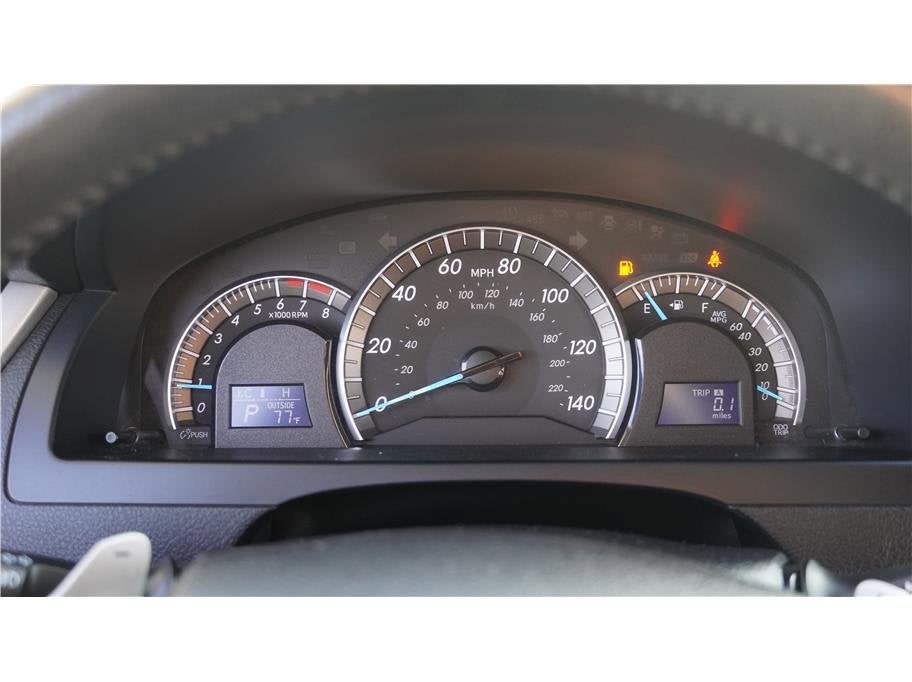 2014 Toyota Camry SE Sedan 4D