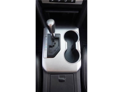 2014 Toyota Camry SE Sedan 4D