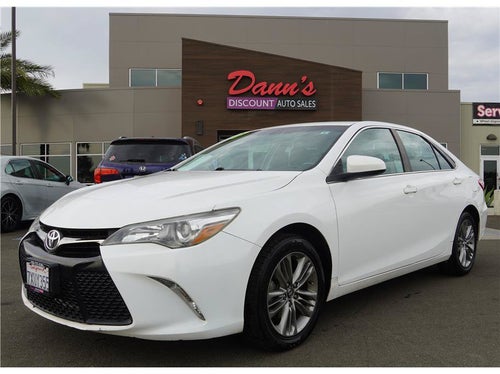 2017 Toyota Camry SE Sedan 4D