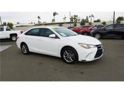 2017 Toyota Camry SE Sedan 4D