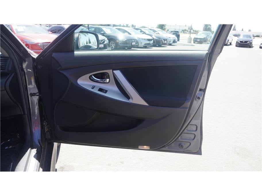 2010 Toyota Camry Sedan 4D