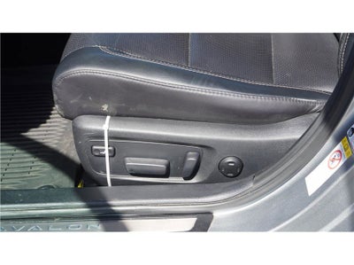 2017 Toyota Avalon Limited Sedan 4D