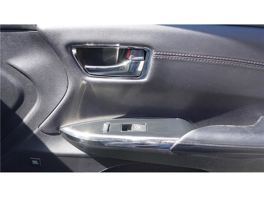 2017 Toyota Avalon Limited Sedan 4D