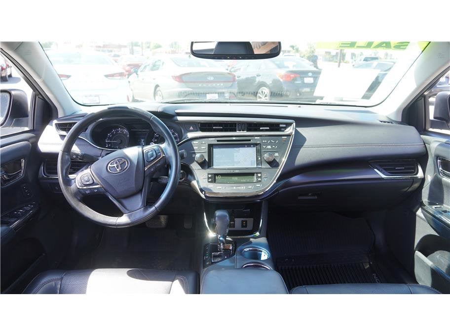 2017 Toyota Avalon Limited Sedan 4D