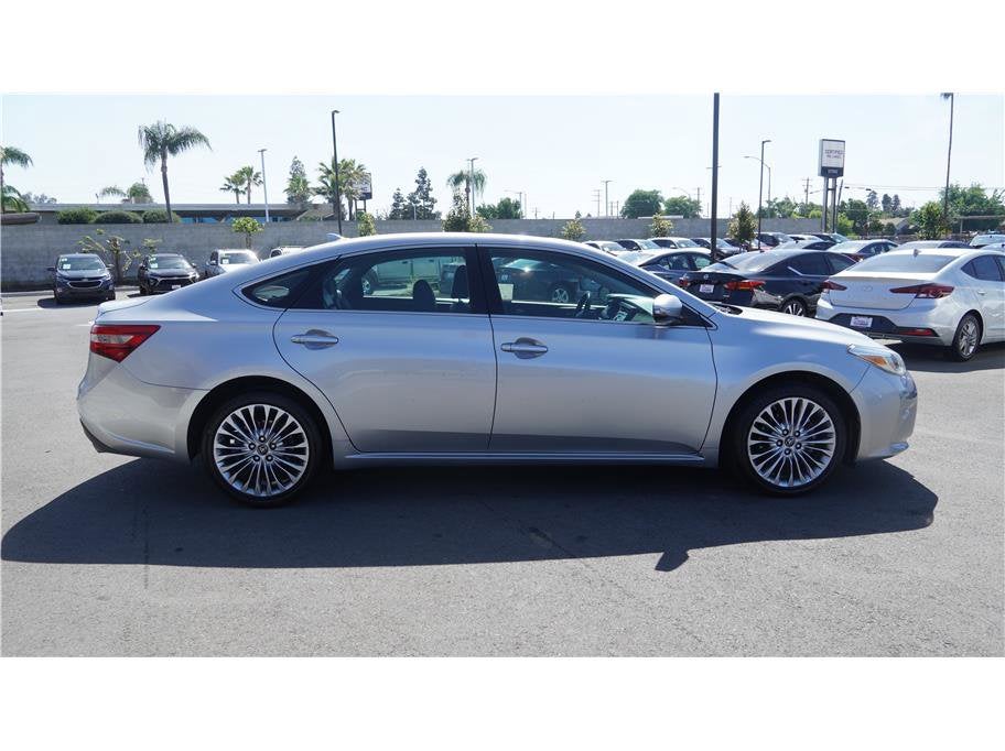 2017 Toyota Avalon Limited Sedan 4D