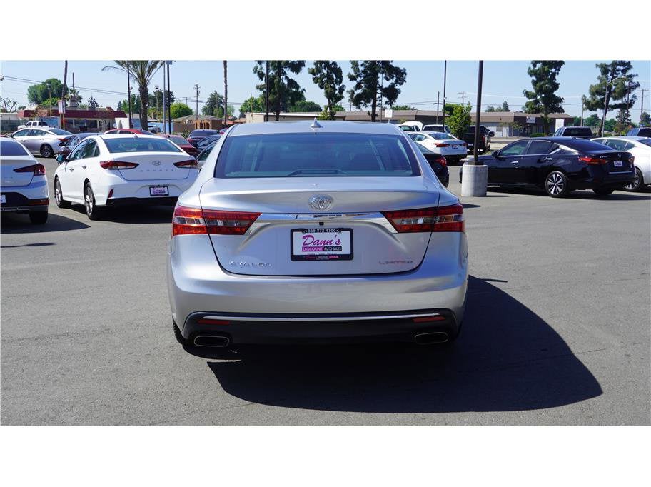 2017 Toyota Avalon Limited Sedan 4D