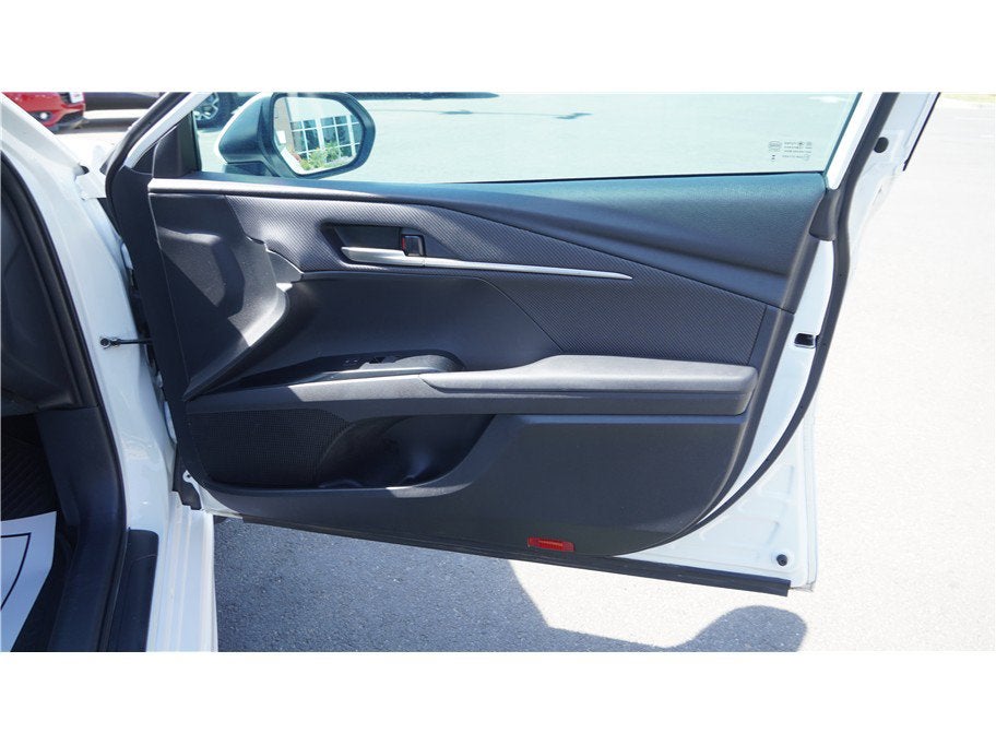 2025 Toyota Camry SE Sedan 4D