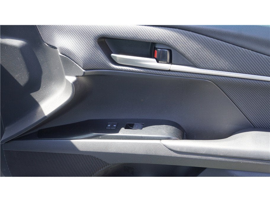 2025 Toyota Camry SE Sedan 4D