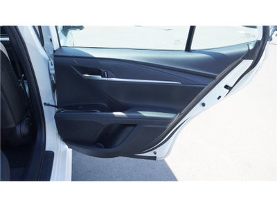 2025 Toyota Camry SE Sedan 4D