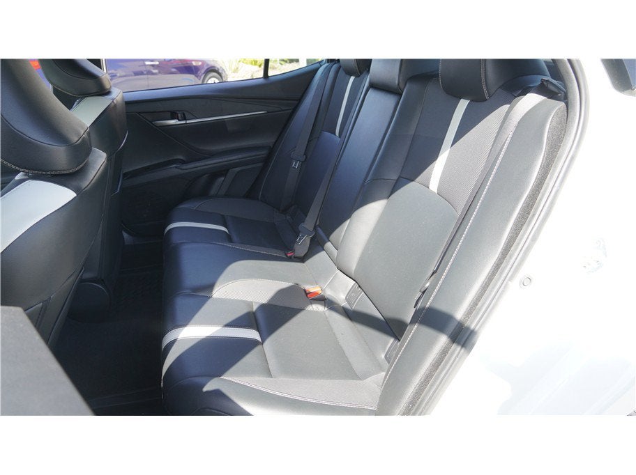 2025 Toyota Camry SE Sedan 4D