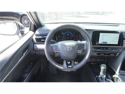2025 Toyota Camry SE Sedan 4D