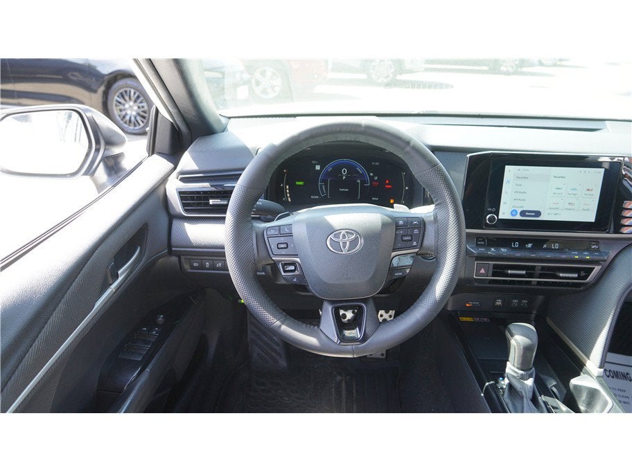 2025 Toyota Camry SE Sedan 4D