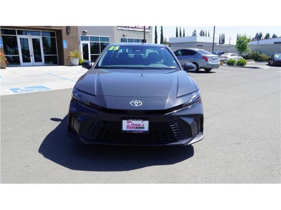 2025 Toyota Camry SE Sedan 4D