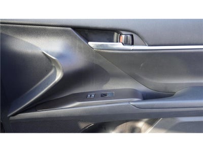 2025 Toyota Camry SE Sedan 4D