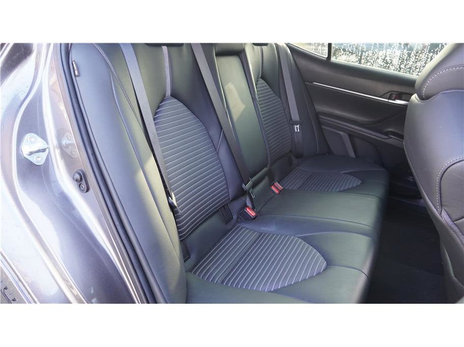 2025 Toyota Camry SE Sedan 4D