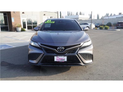 2025 Toyota Camry SE Sedan 4D