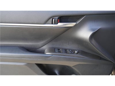 2025 Toyota Camry SE Sedan 4D