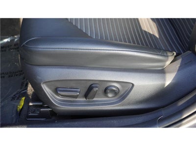 2025 Toyota Camry SE Sedan 4D