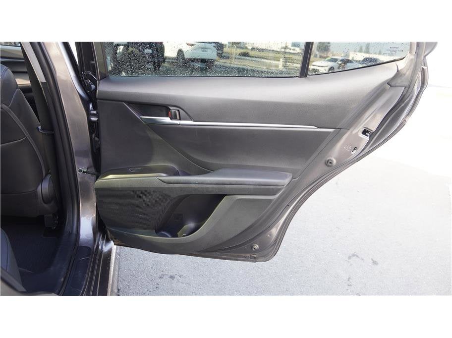 2025 Toyota Camry SE Sedan 4D