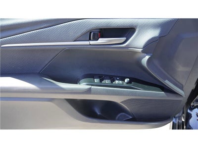 2025 Toyota Camry SE Sedan 4D