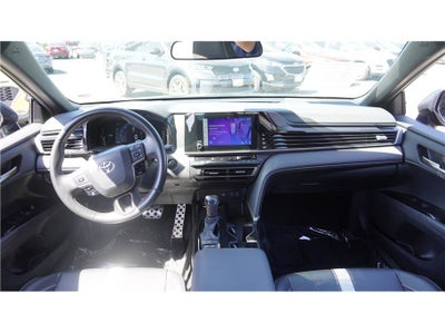 2025 Toyota Camry SE Sedan 4D