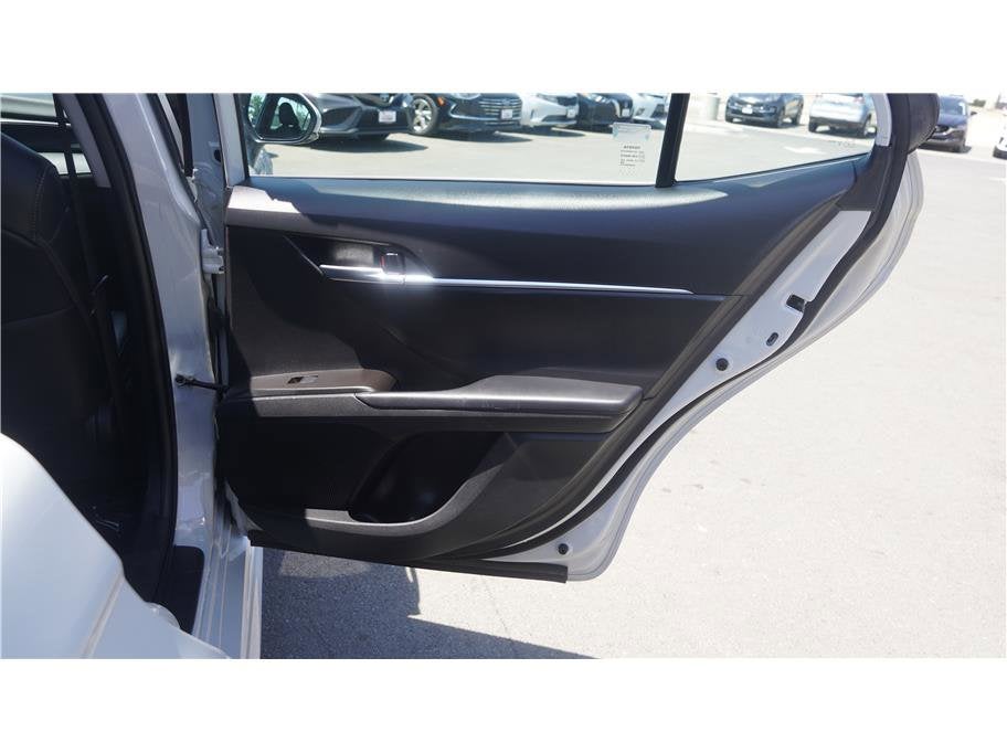 2024 Toyota Camry SE Sedan 4D