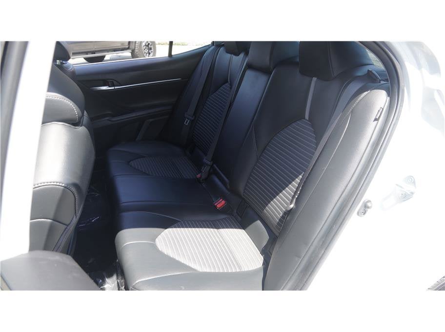 2024 Toyota Camry SE Sedan 4D