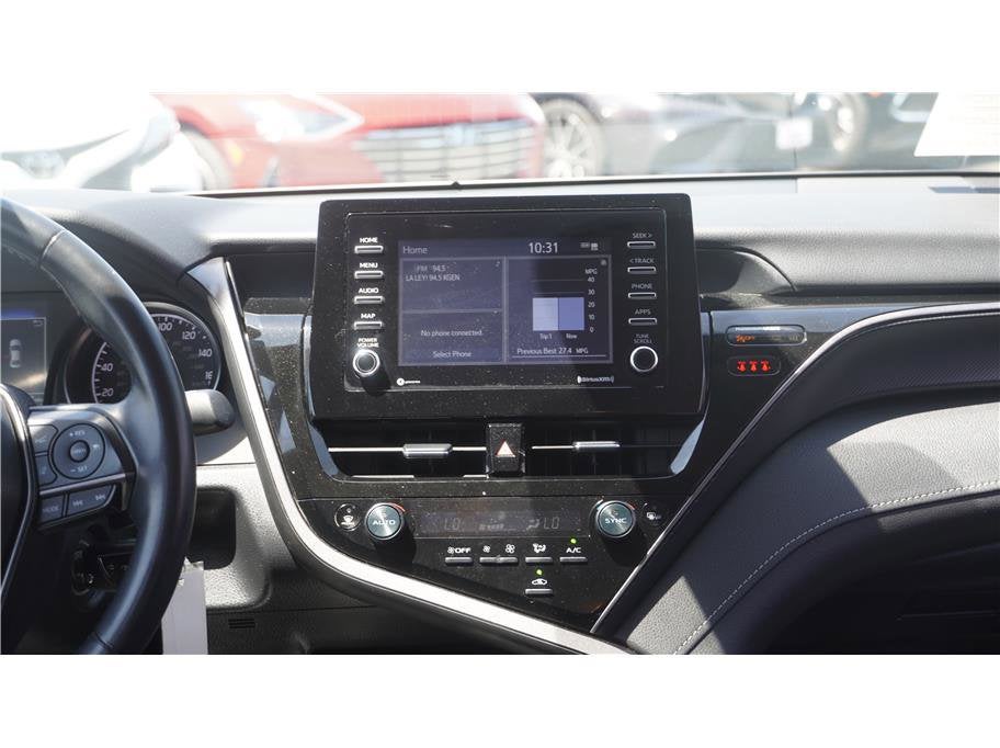 2024 Toyota Camry SE Sedan 4D