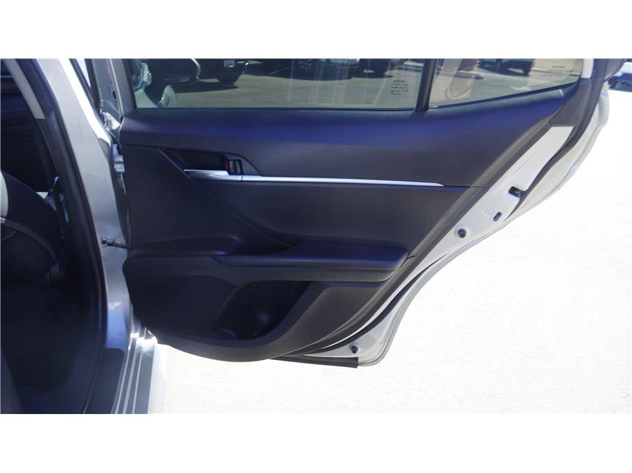 2021 Toyota Camry SE Sedan 4D