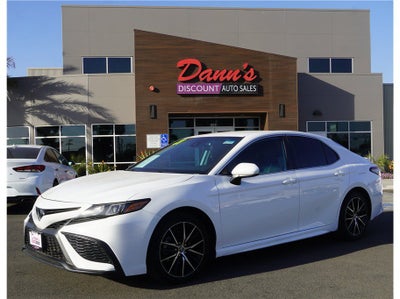 2021 Toyota Camry SE Sedan 4D
