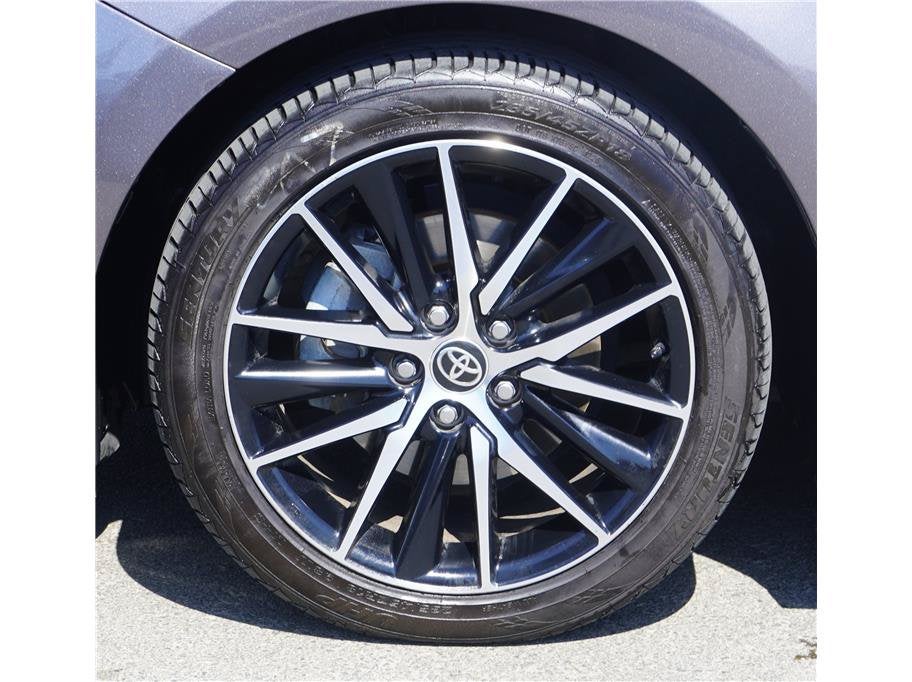 2022 Toyota Camry SE Sedan 4D