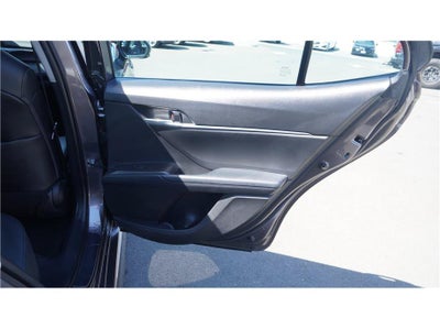 2022 Toyota Camry SE Sedan 4D