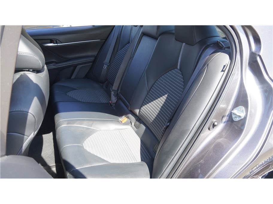 2022 Toyota Camry SE Sedan 4D