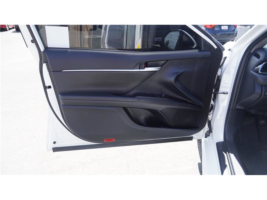 2024 Toyota Camry SE Sedan 4D
