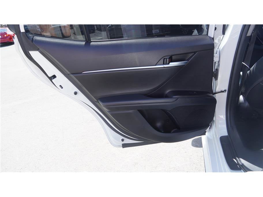 2024 Toyota Camry SE Sedan 4D