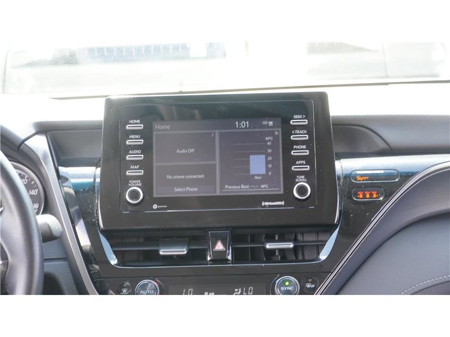 2024 Toyota Camry SE Sedan 4D