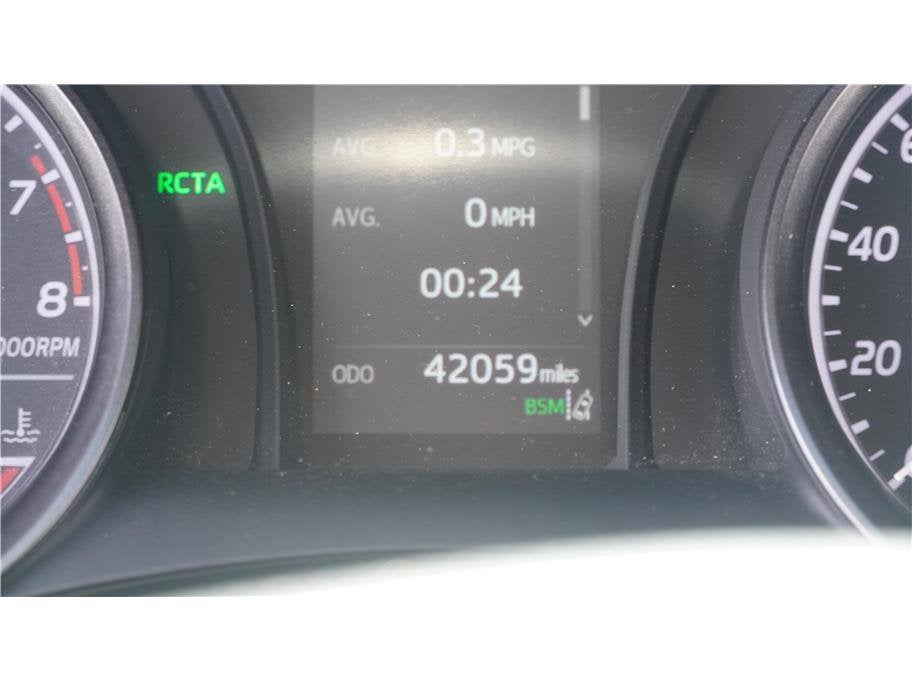 2024 Toyota Camry SE Sedan 4D