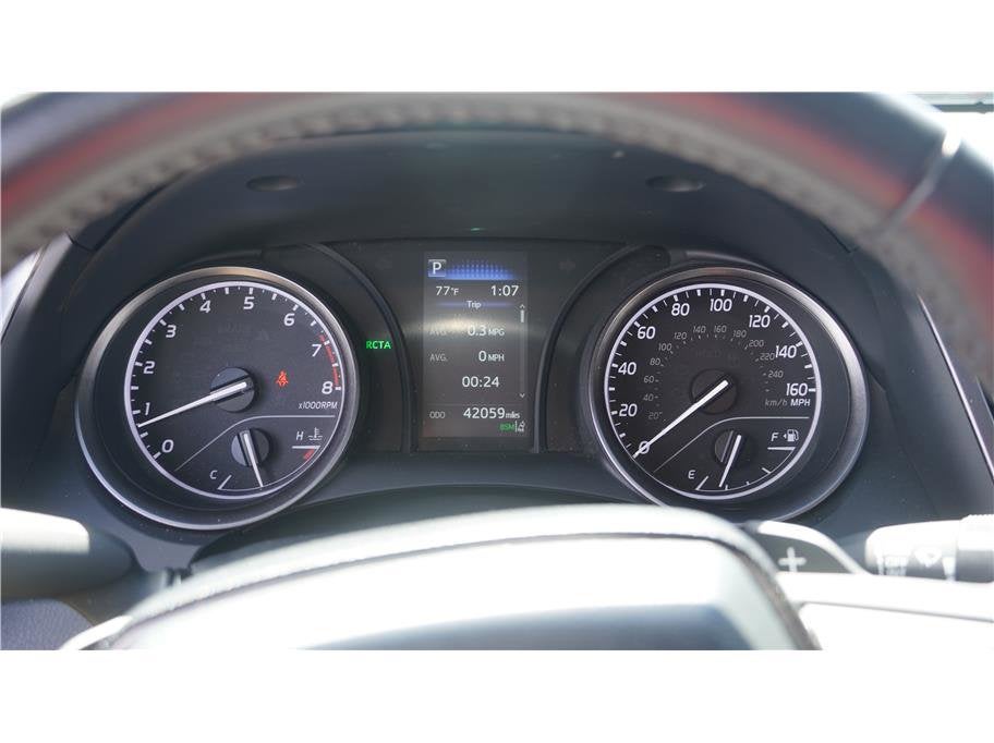 2024 Toyota Camry SE Sedan 4D