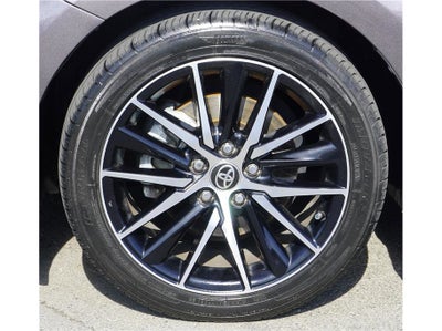 2022 Toyota Camry SE Sedan 4D