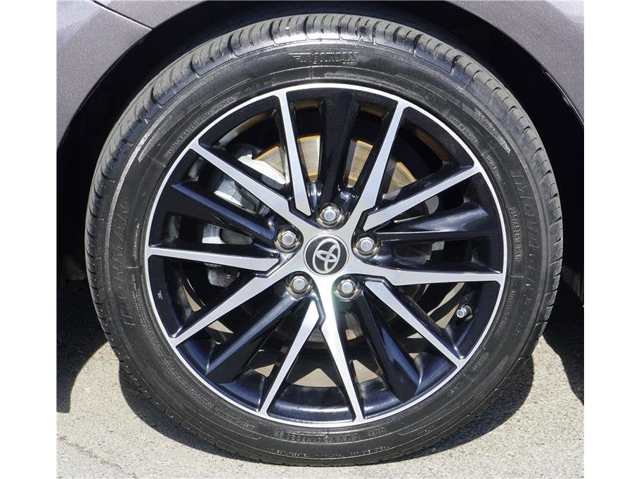 2022 Toyota Camry SE Sedan 4D