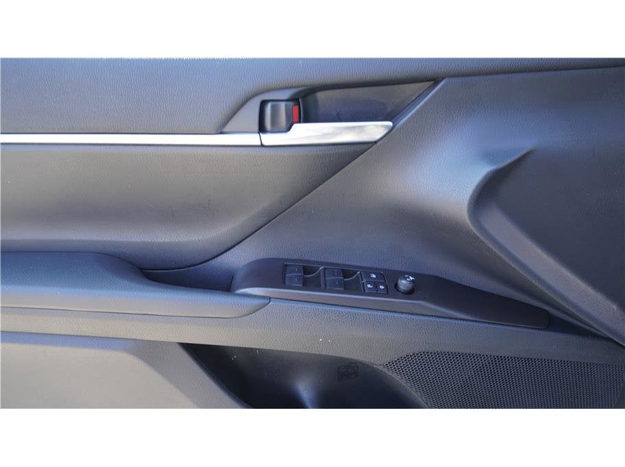 2024 Toyota Camry SE Sedan 4D