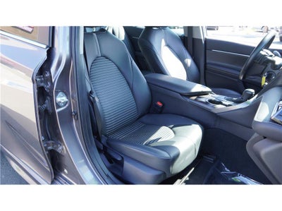 2024 Toyota Camry SE Sedan 4D