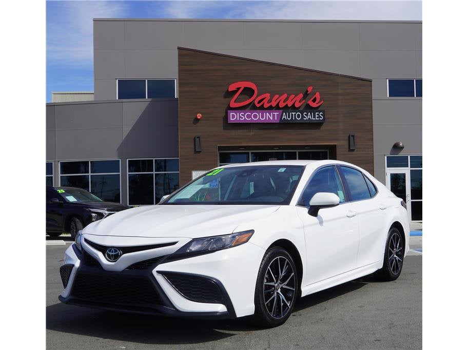 2021 Toyota Camry SE Sedan 4D