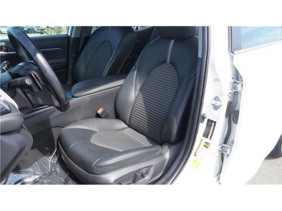 2021 Toyota Camry SE Sedan 4D