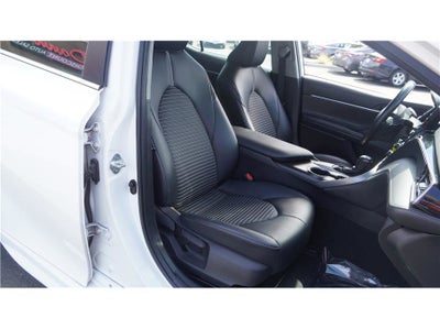 2021 Toyota Camry SE Sedan 4D