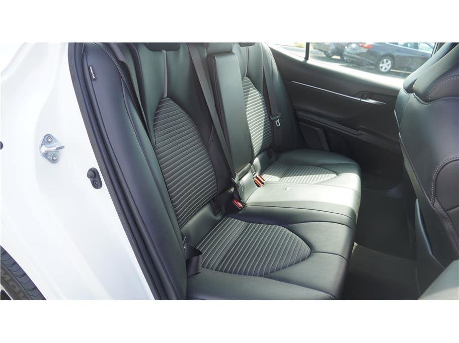 2021 Toyota Camry SE Sedan 4D