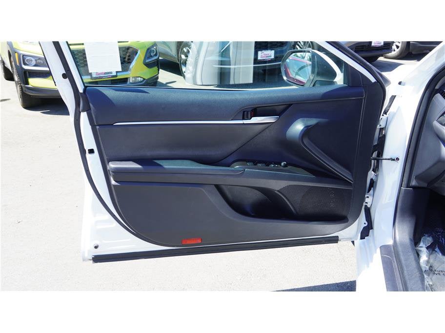 2023 Toyota Camry SE Sedan 4D