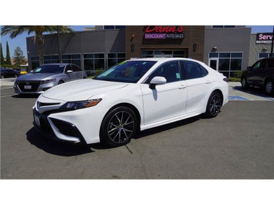 2023 Toyota Camry SE Sedan 4D