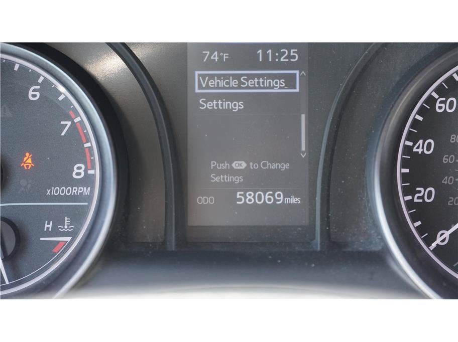 2023 Toyota Camry SE Sedan 4D